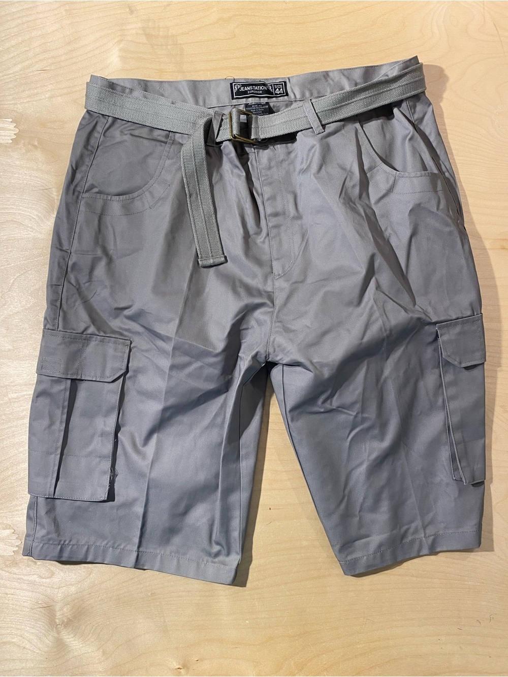 Jeanstation Men's Gray Cargo Shorts with Belt 44 (RW)